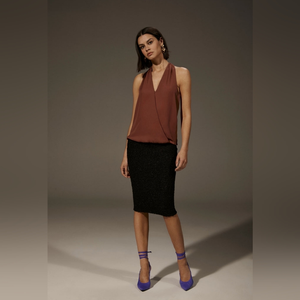 🆕 Krisa The Surplice Tank XS Revolve Classic Basic Closet essential Lightweight